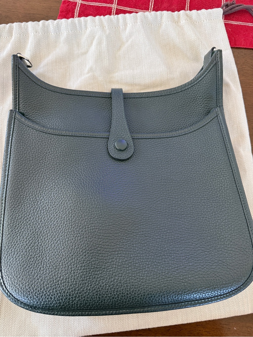 Hermes Evelyne 29 Bag Gen III Clemence PM Excellent Condition